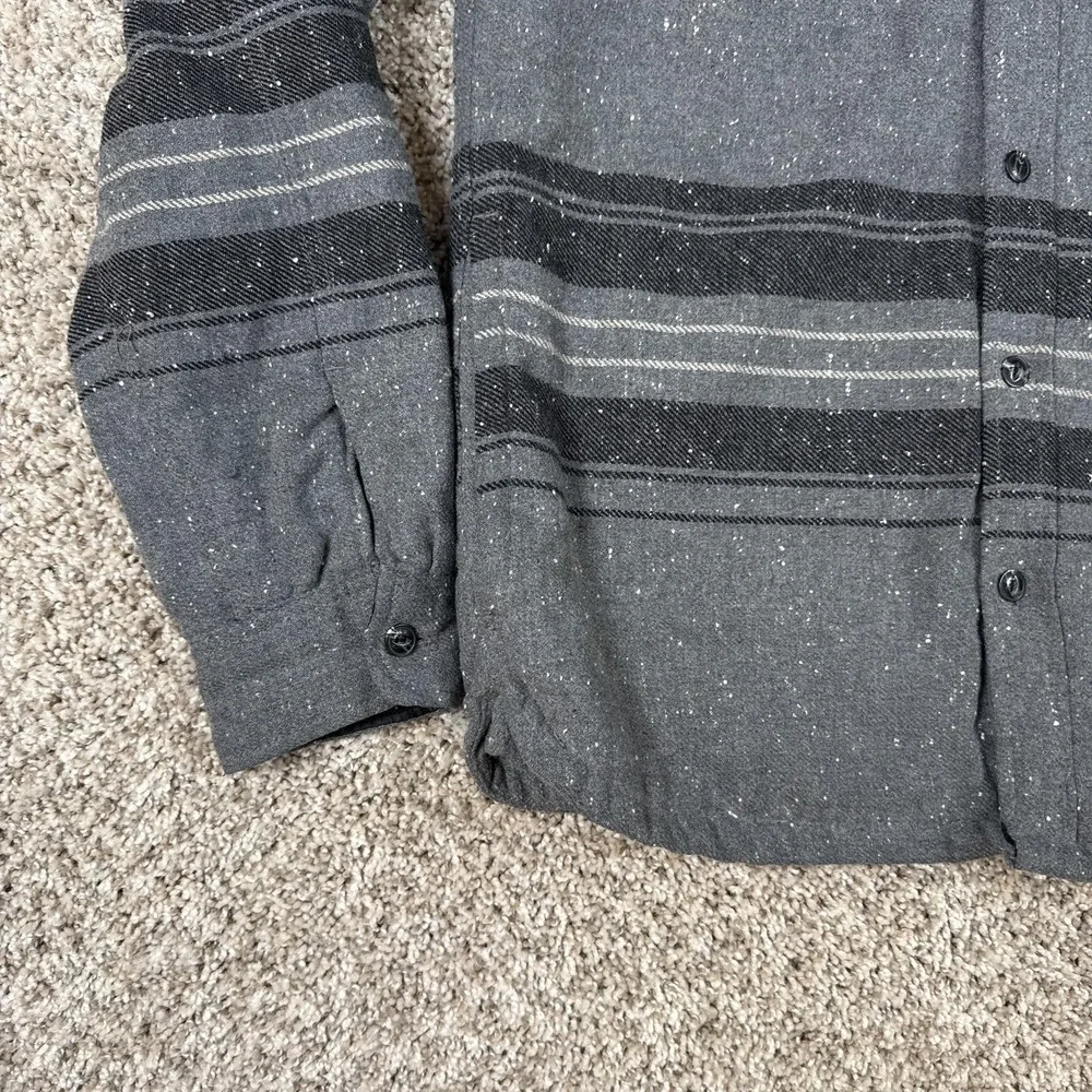 Levis Shirt Jacket‎ Mens Large Gray Wool Blend Lined Western Stripe Shacket - Picture 3 of 12